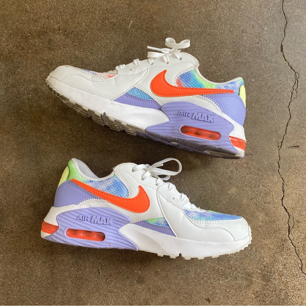 Nike women’s air max excee in multi color/ mango